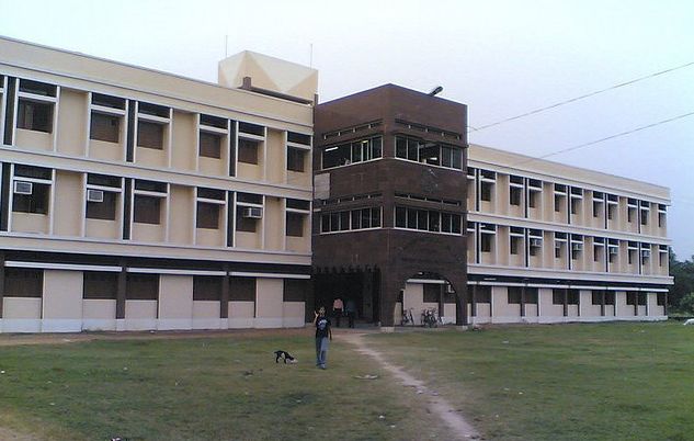 SMIT - College Building